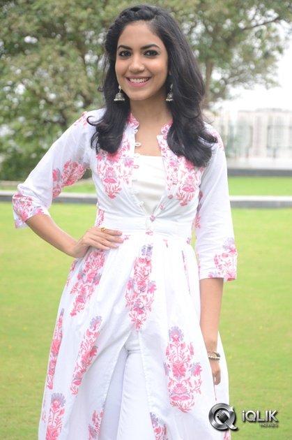 Ritu-Varma-at-Pelli-Choopulu-Movie-Press-Meet